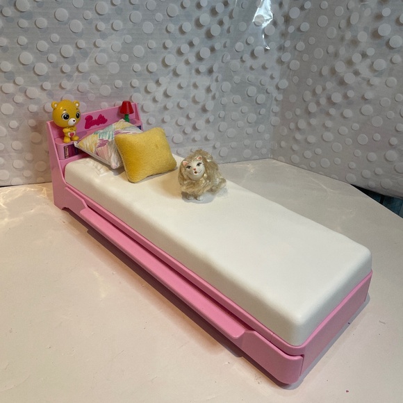 My First Barbie Bedtime with 4-Ever Best Friends doll & little sister Kelly - Picture 7 of 15